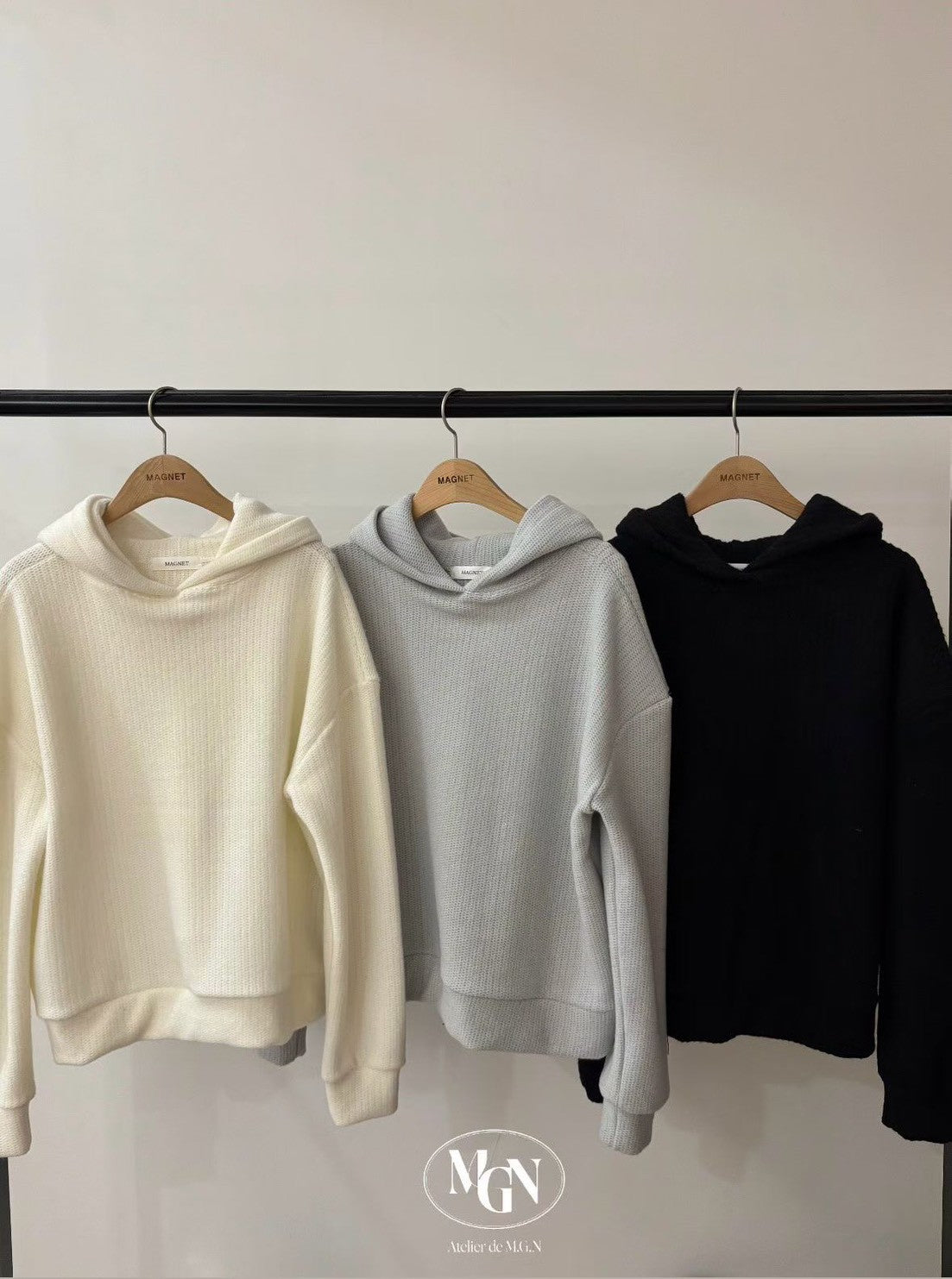 輕奢感連帽針織衫