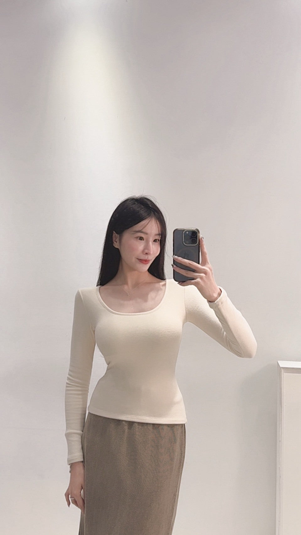 自帶胸墊顯瘦薄絨上衣