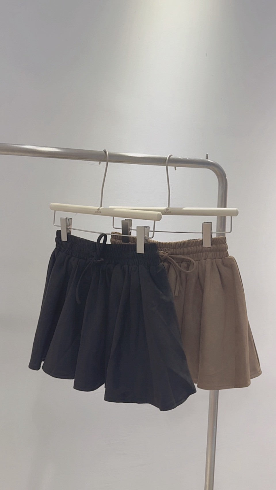 長腿視覺麂皮褲裙