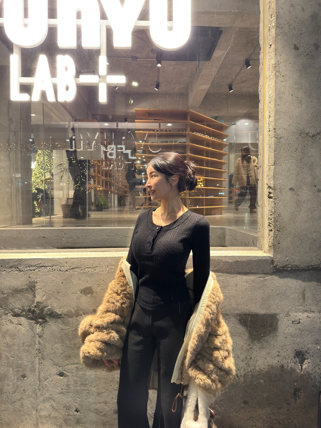 羊絨厚刷絨喇叭褲