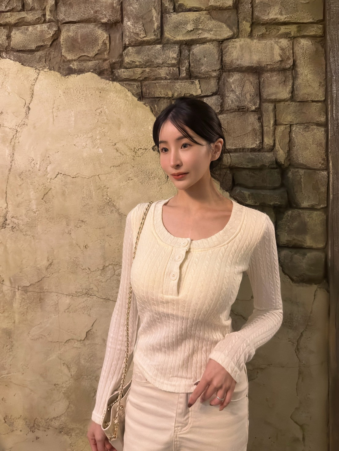 麻花圓領胸墊上衣