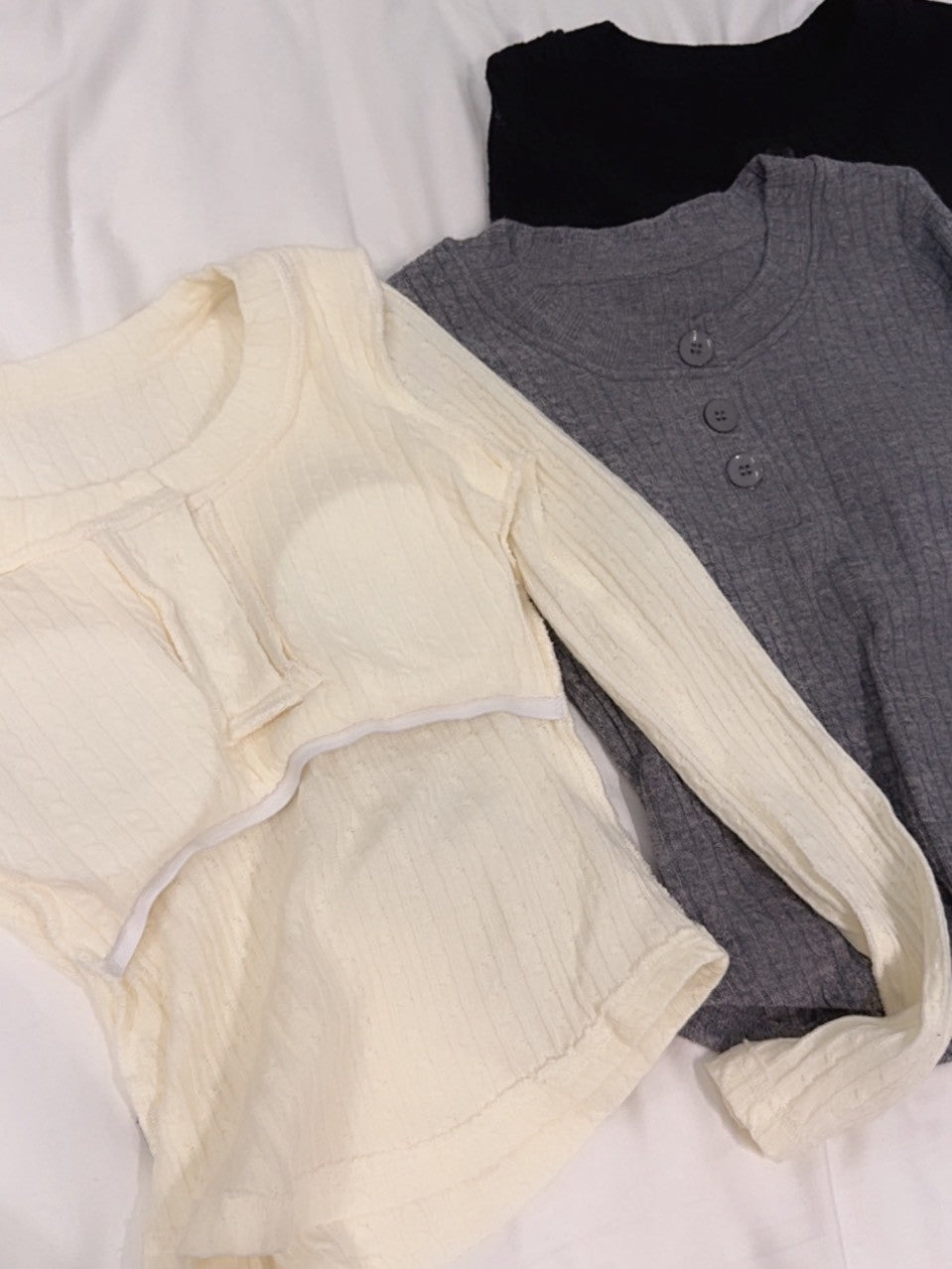 麻花圓領胸墊上衣