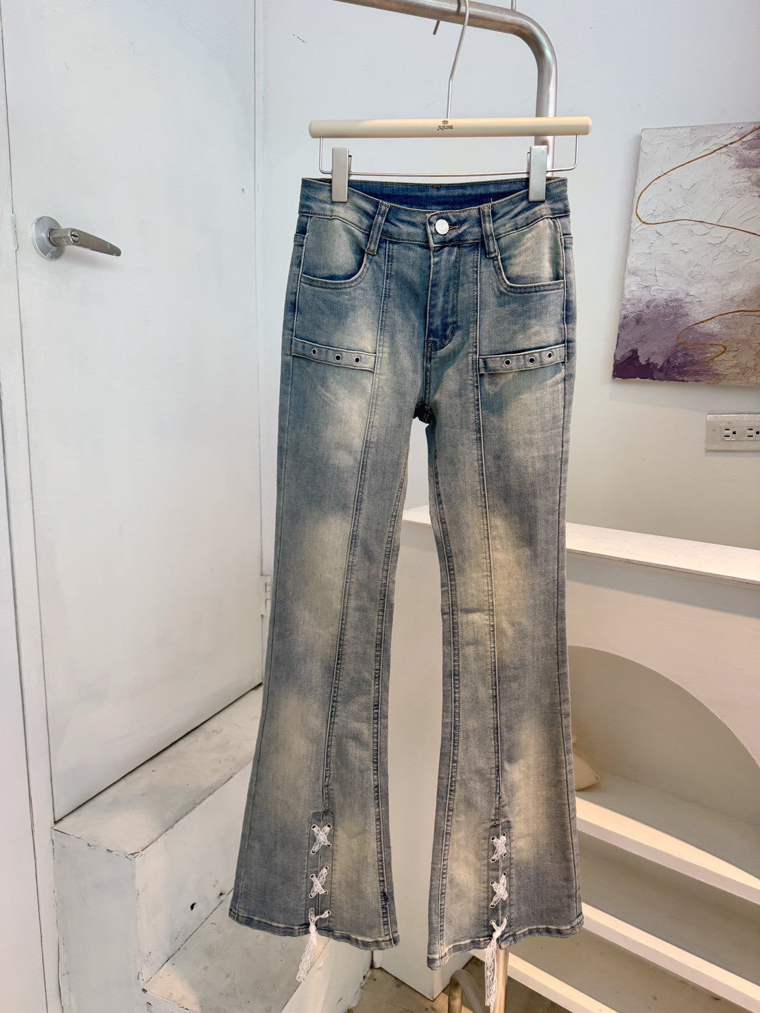 蕾絲開衩彈力喇叭褲