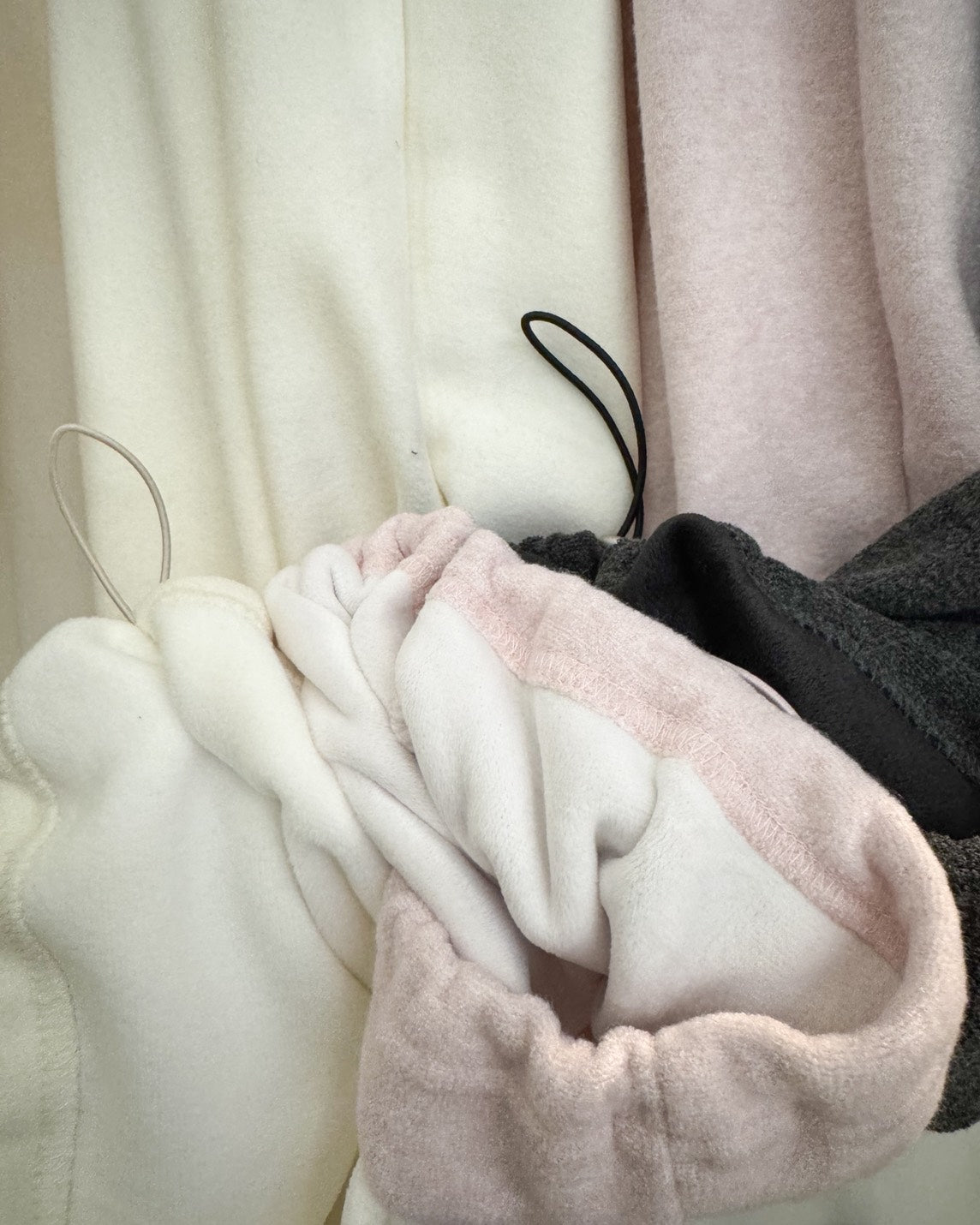 羊絨刷毛抽繩寬褲