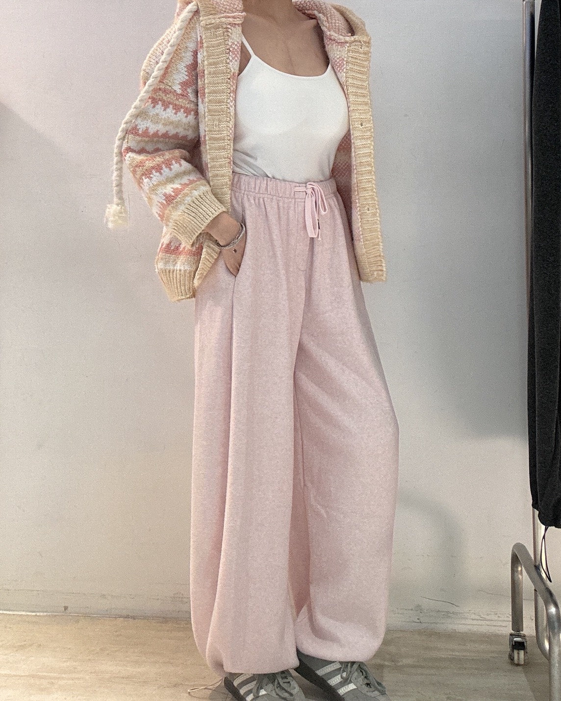 羊絨刷毛抽繩寬褲