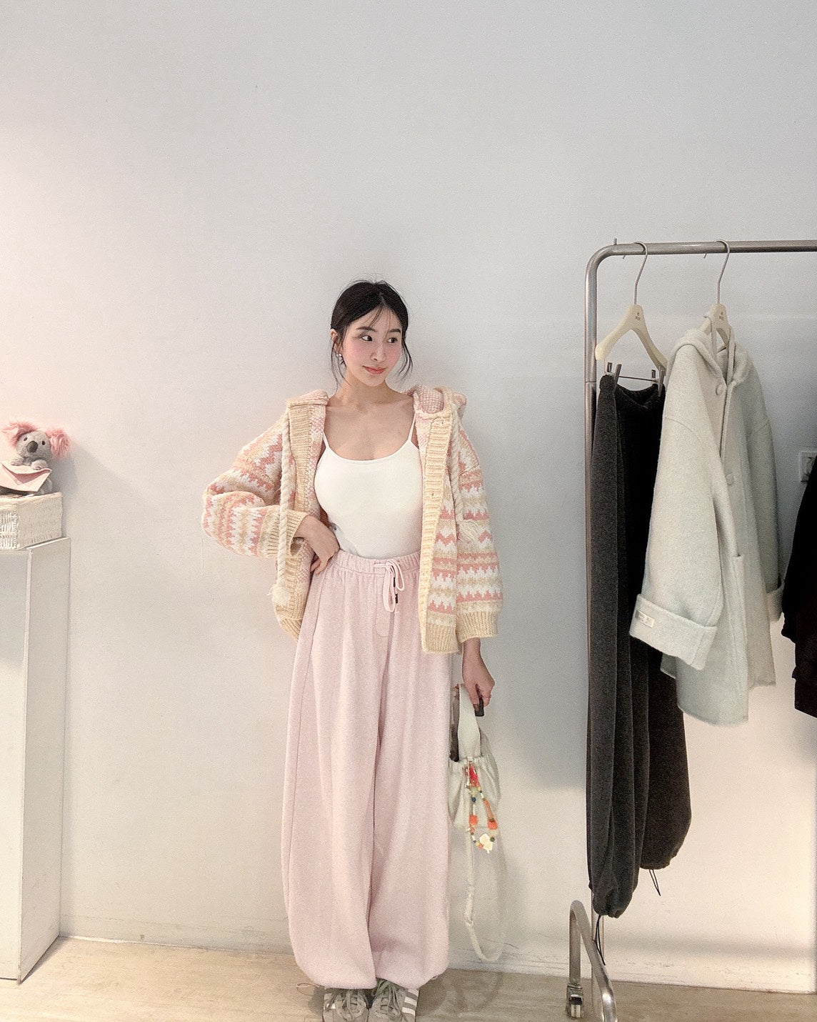 羊絨刷毛抽繩寬褲