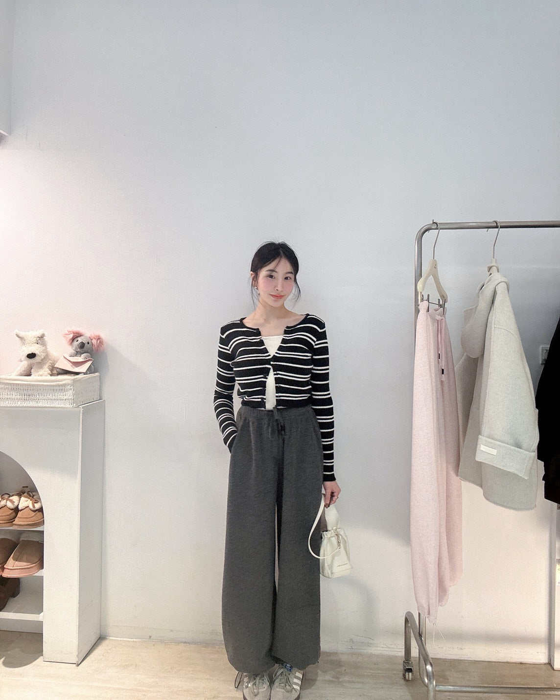 羊絨刷毛抽繩寬褲