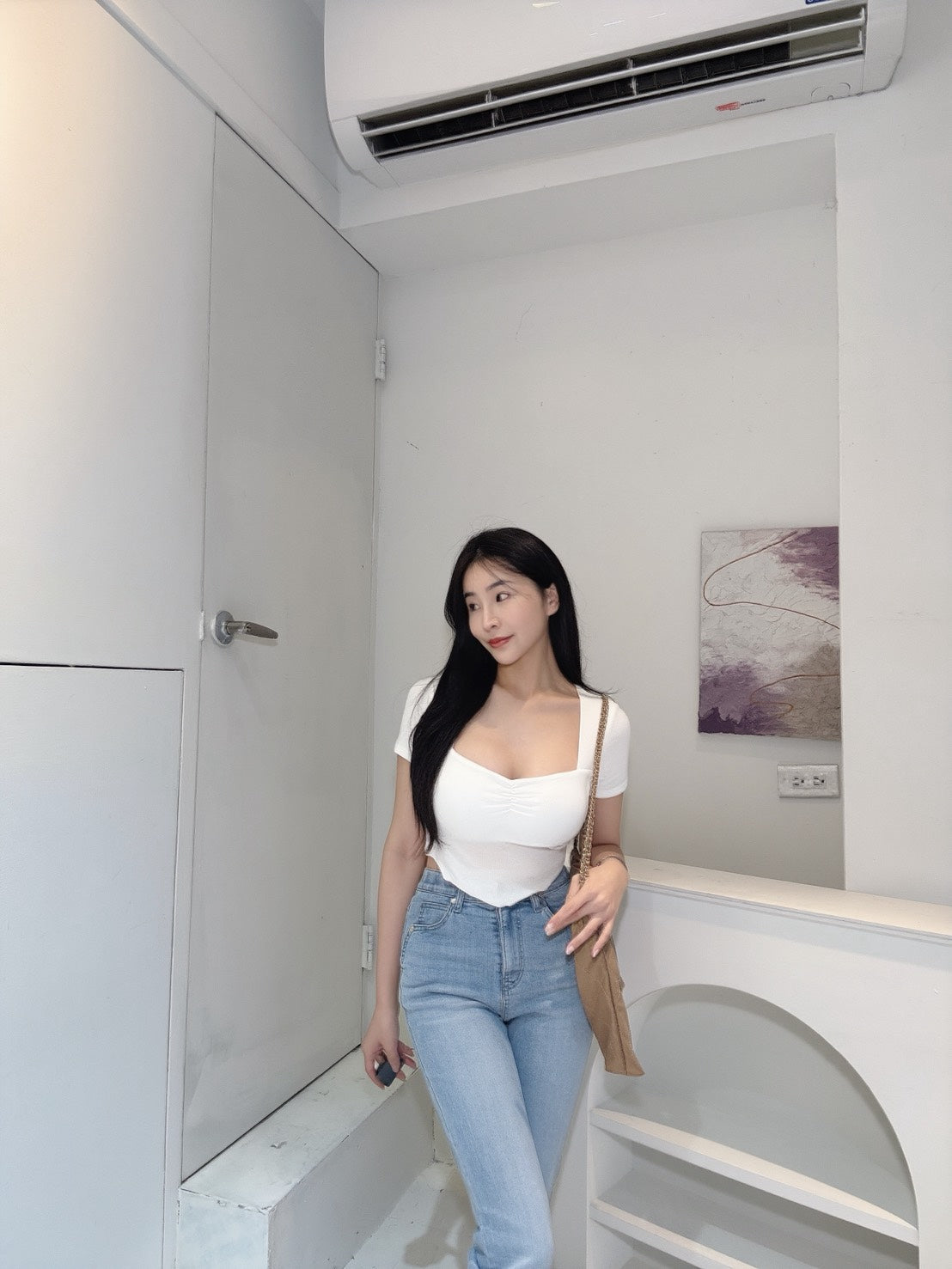 抓皺短袖胸墊上衣