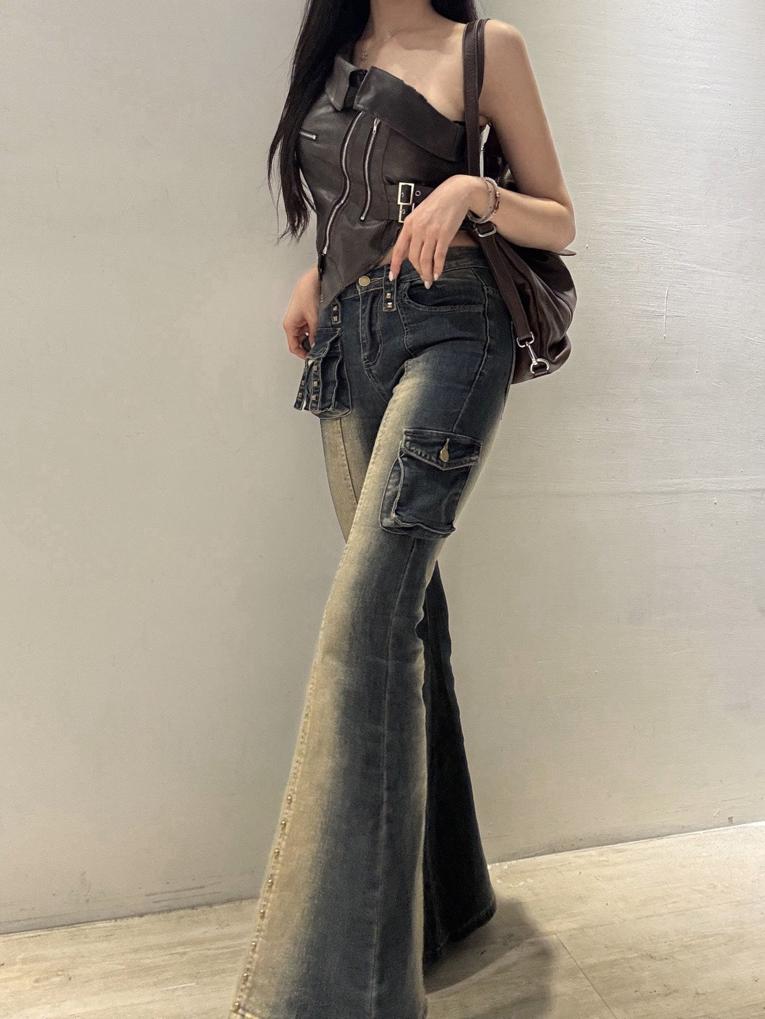 復古刷色鉚釘喇叭褲