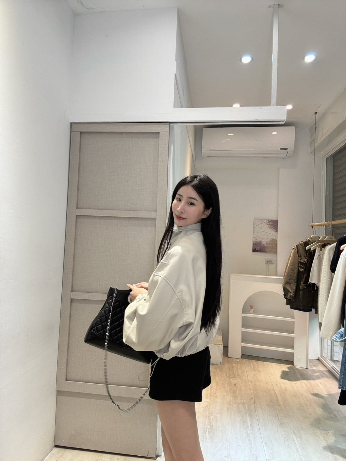 奶油皮革立領夾克