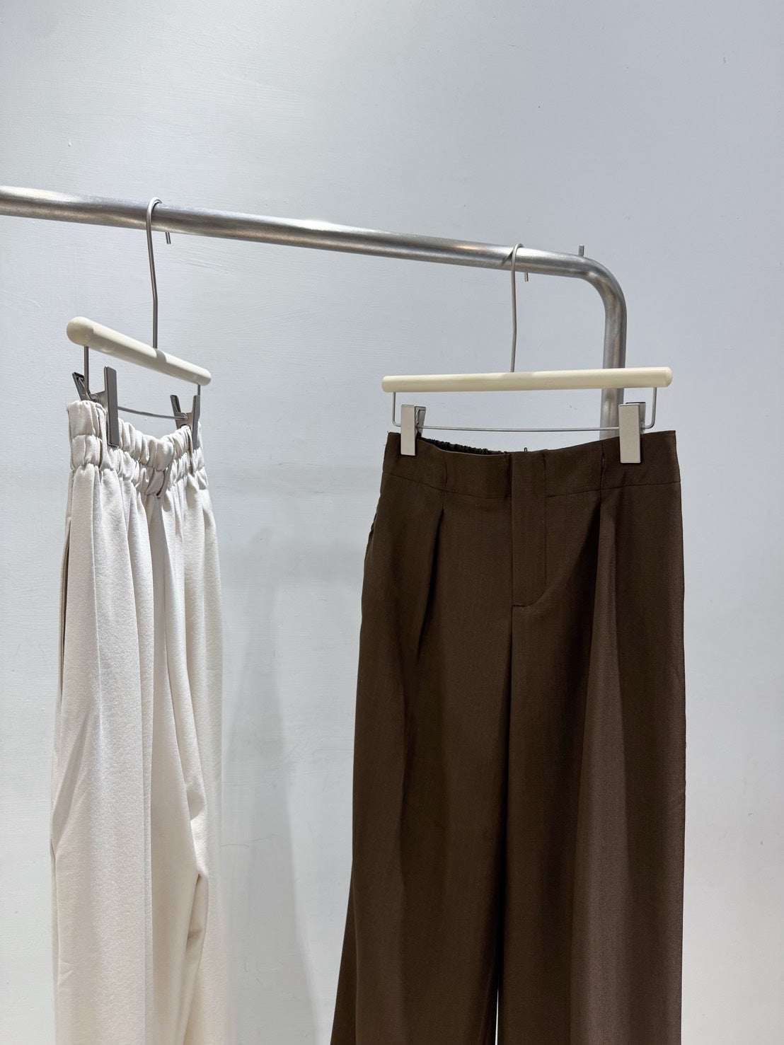 高腰落垂感西裝褲