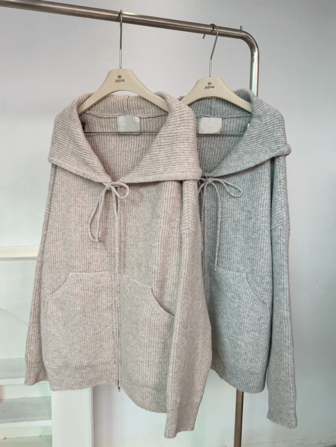 大連帽厚磅羊絨針織外套