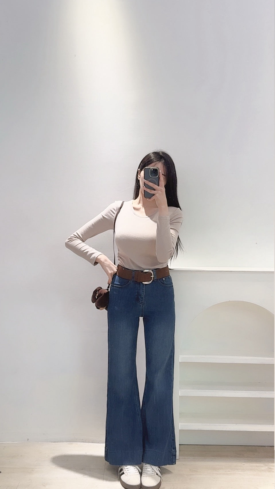 假胯寬消失彈力喇叭褲