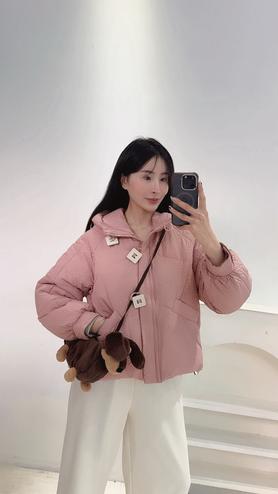 限量款方扣鴨絨外套