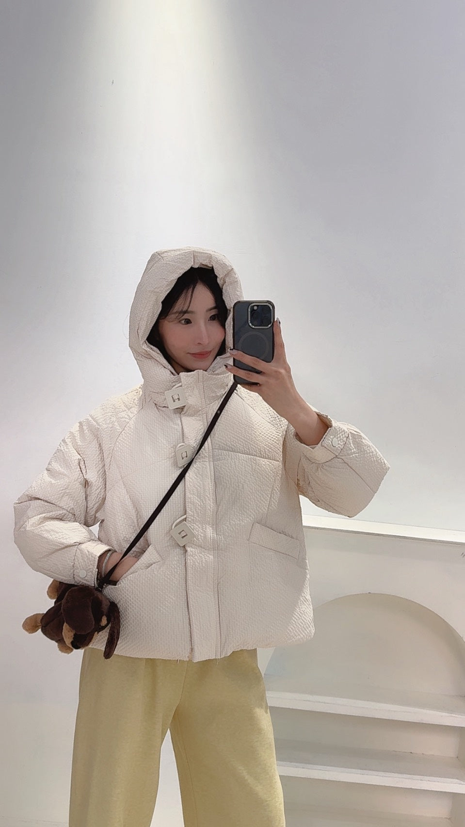 限量款方扣鴨絨外套