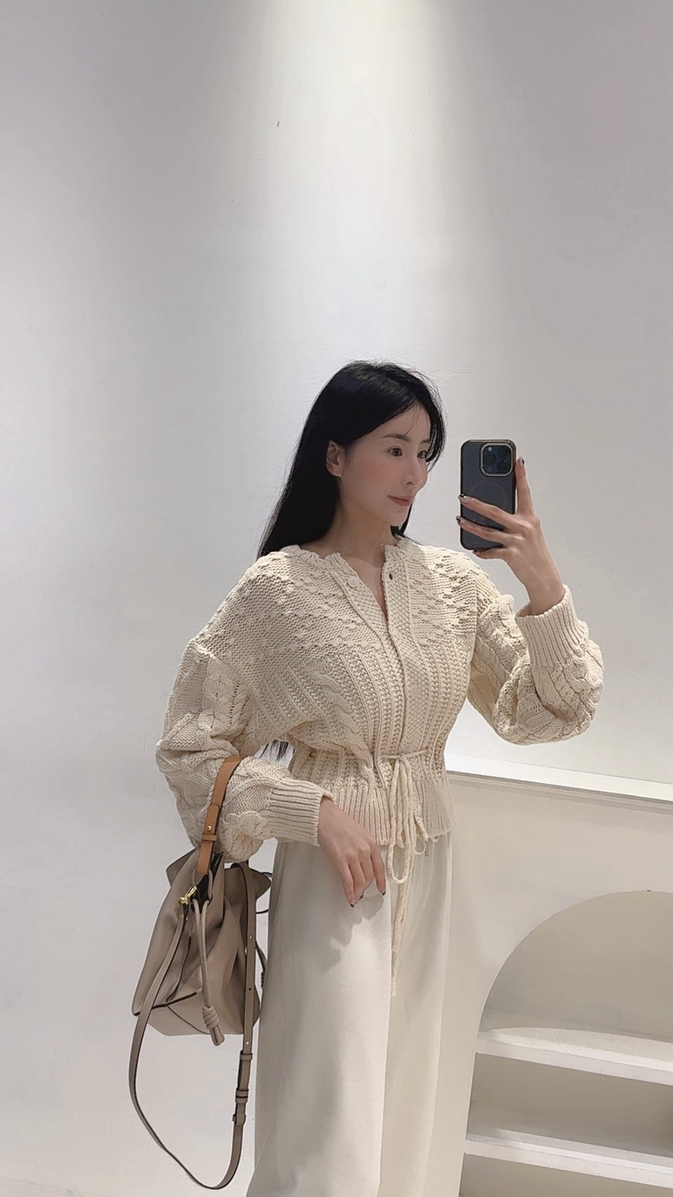 毛球綁帶麻花外套