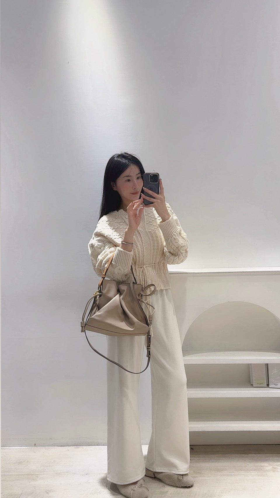 毛球綁帶麻花外套