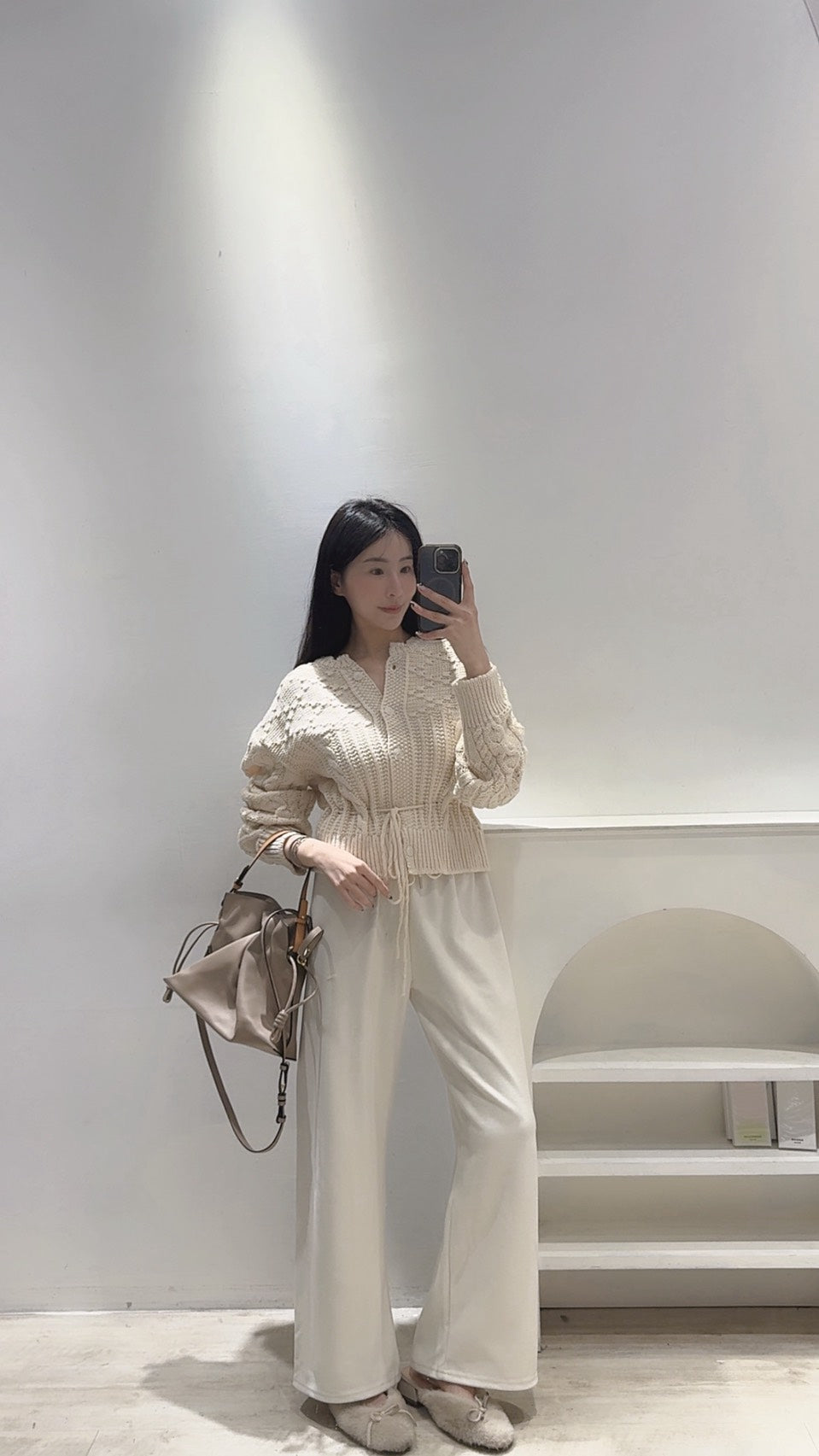 毛球綁帶麻花外套