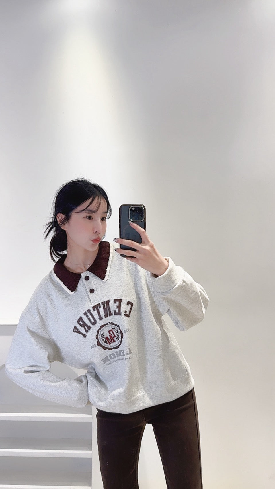 設計款配色領刷絨衛衣