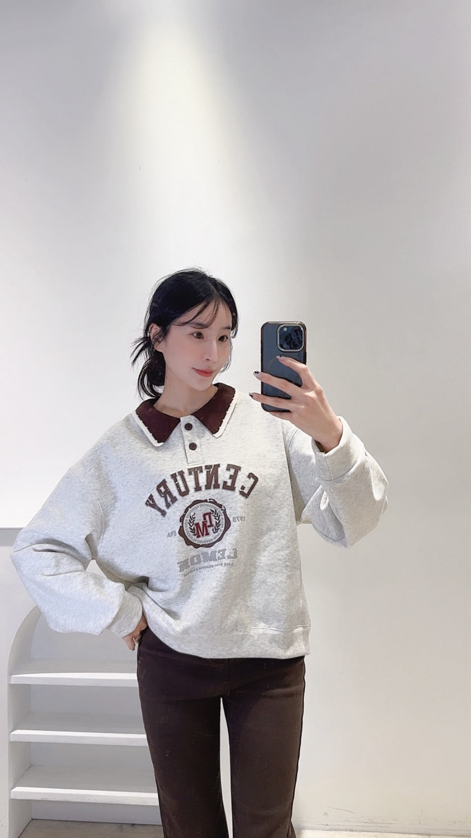 設計款配色領刷絨衛衣