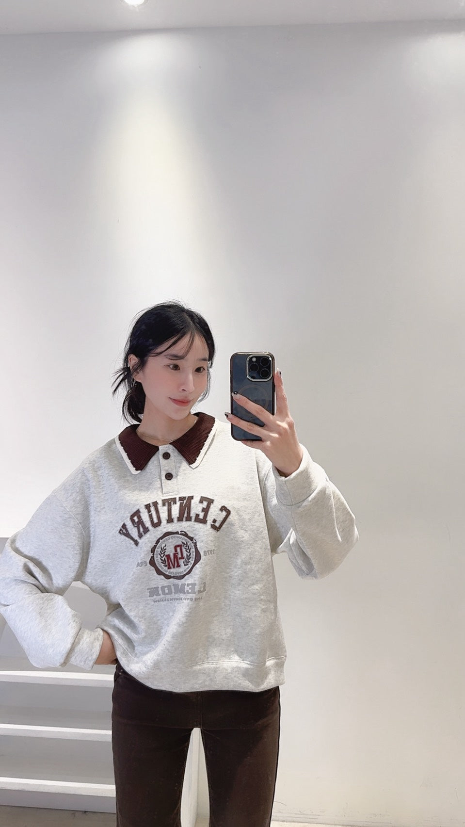 設計款配色領刷絨衛衣