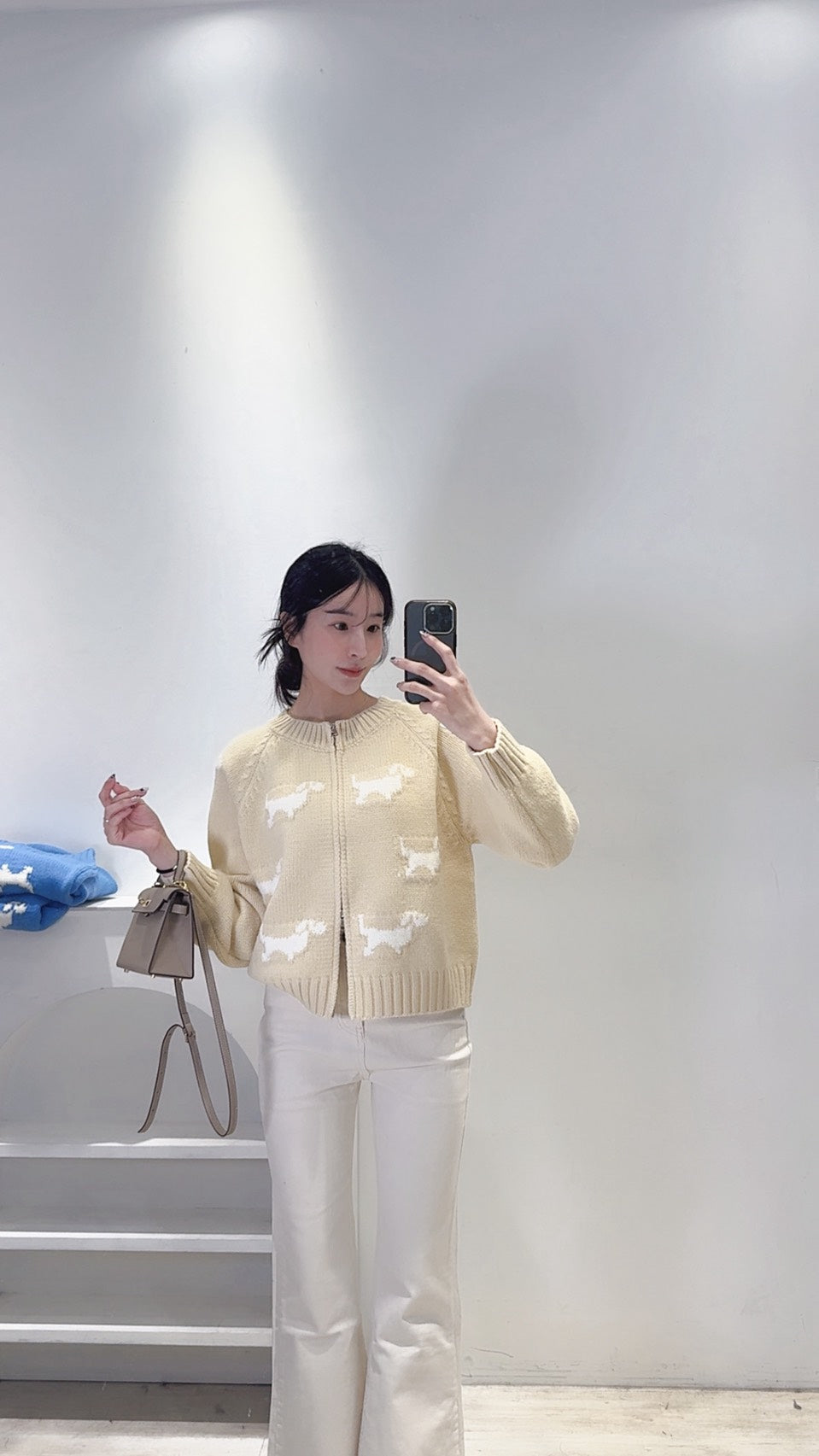 狗狗後磅針織外套