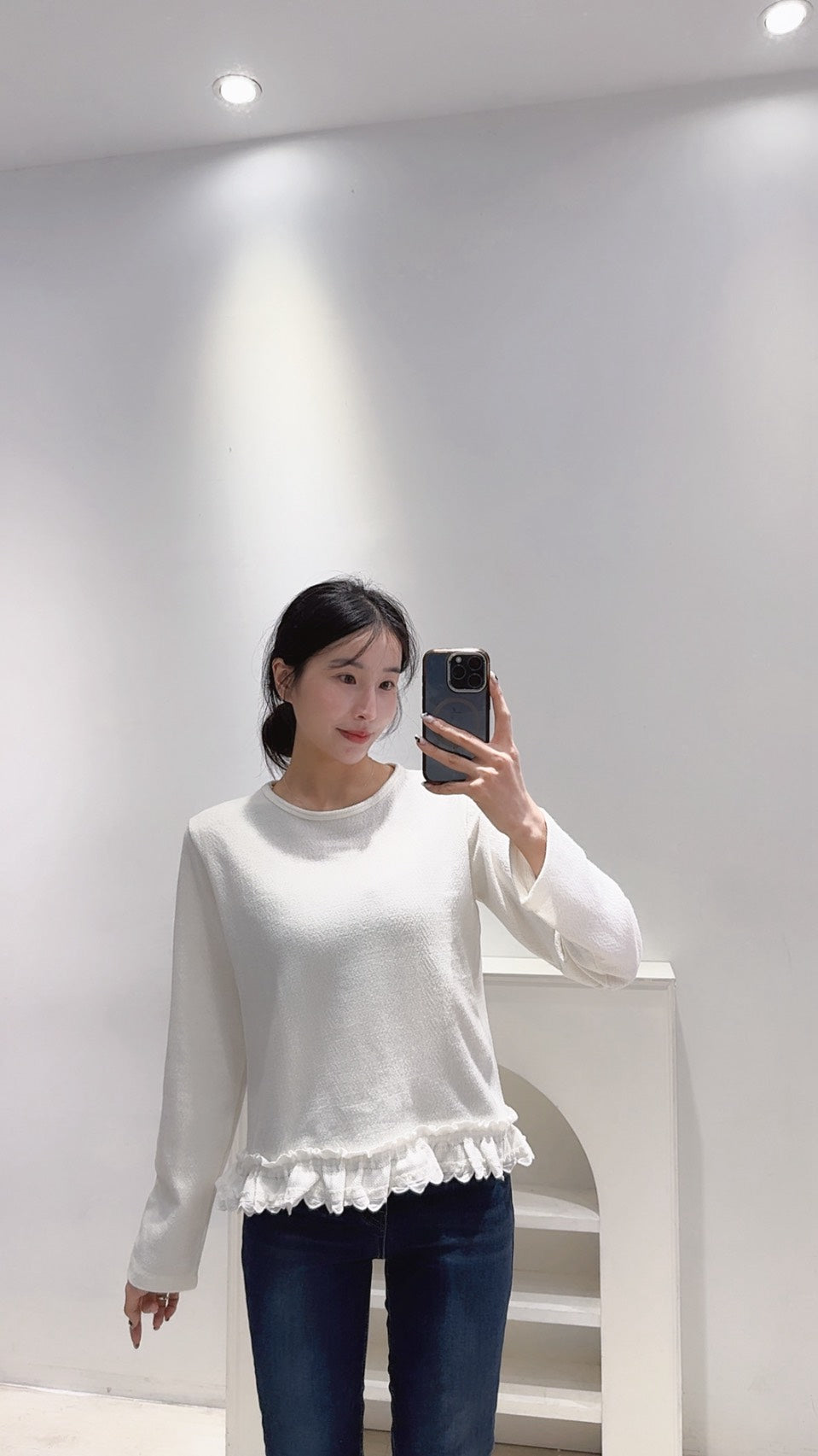 特殊布料精緻緹花上衣