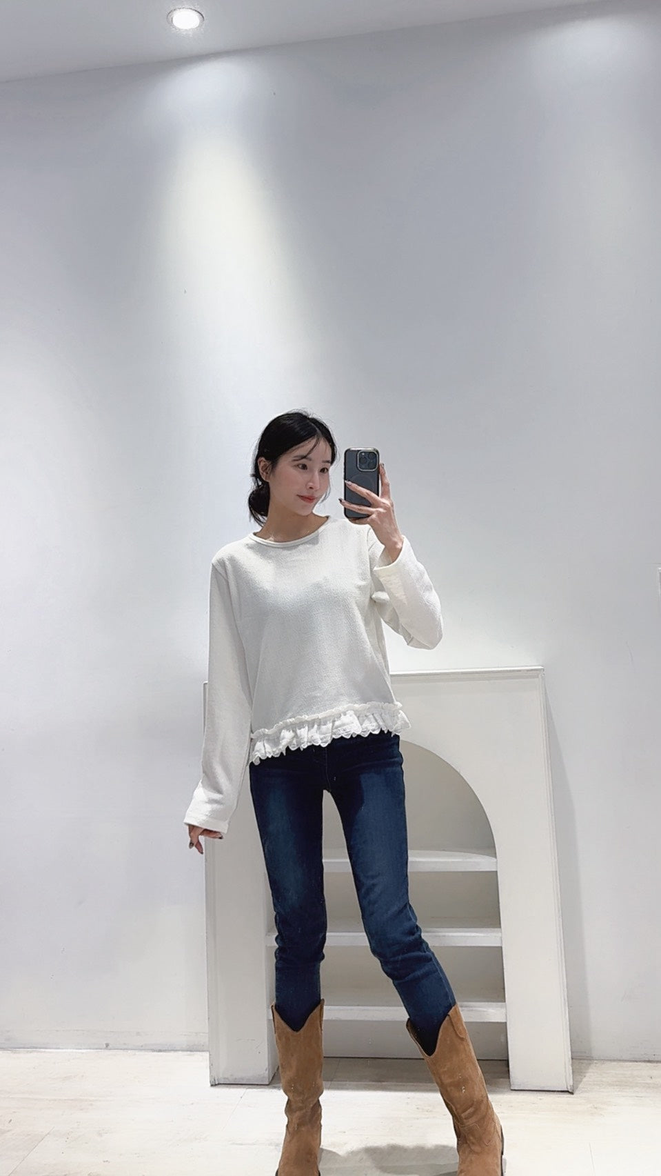 特殊布料精緻緹花上衣