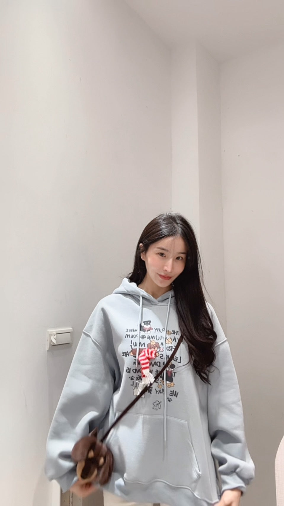 手繪狗狗刷絨連帽衛衣