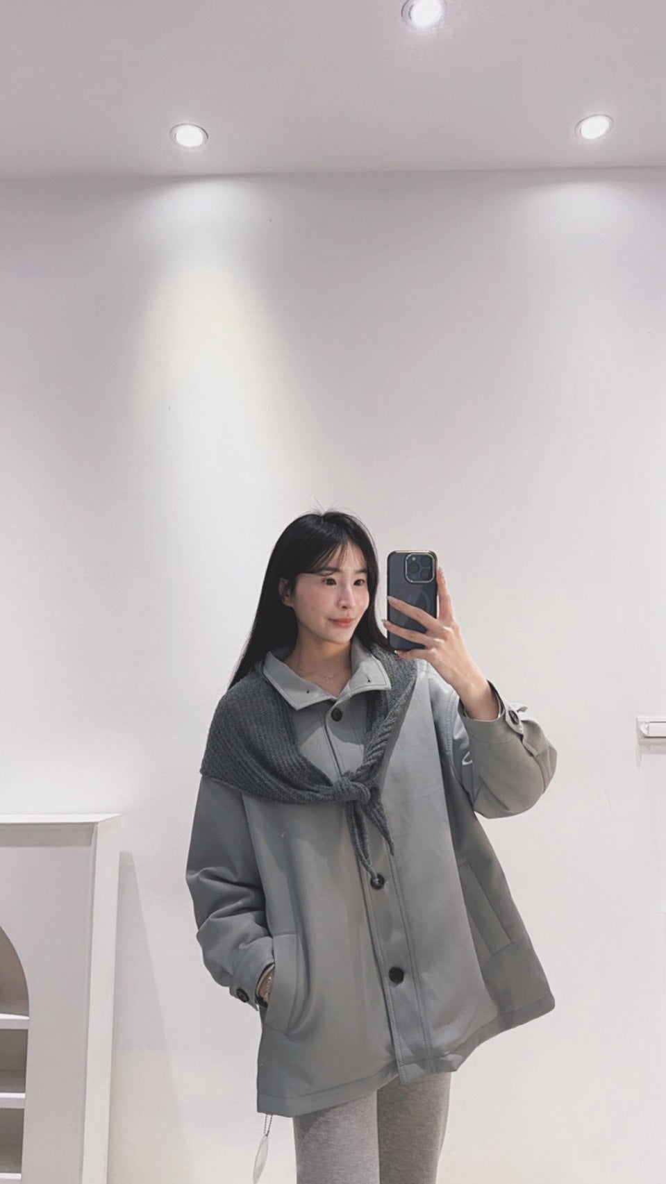 披肩軟皮革羽絨外套