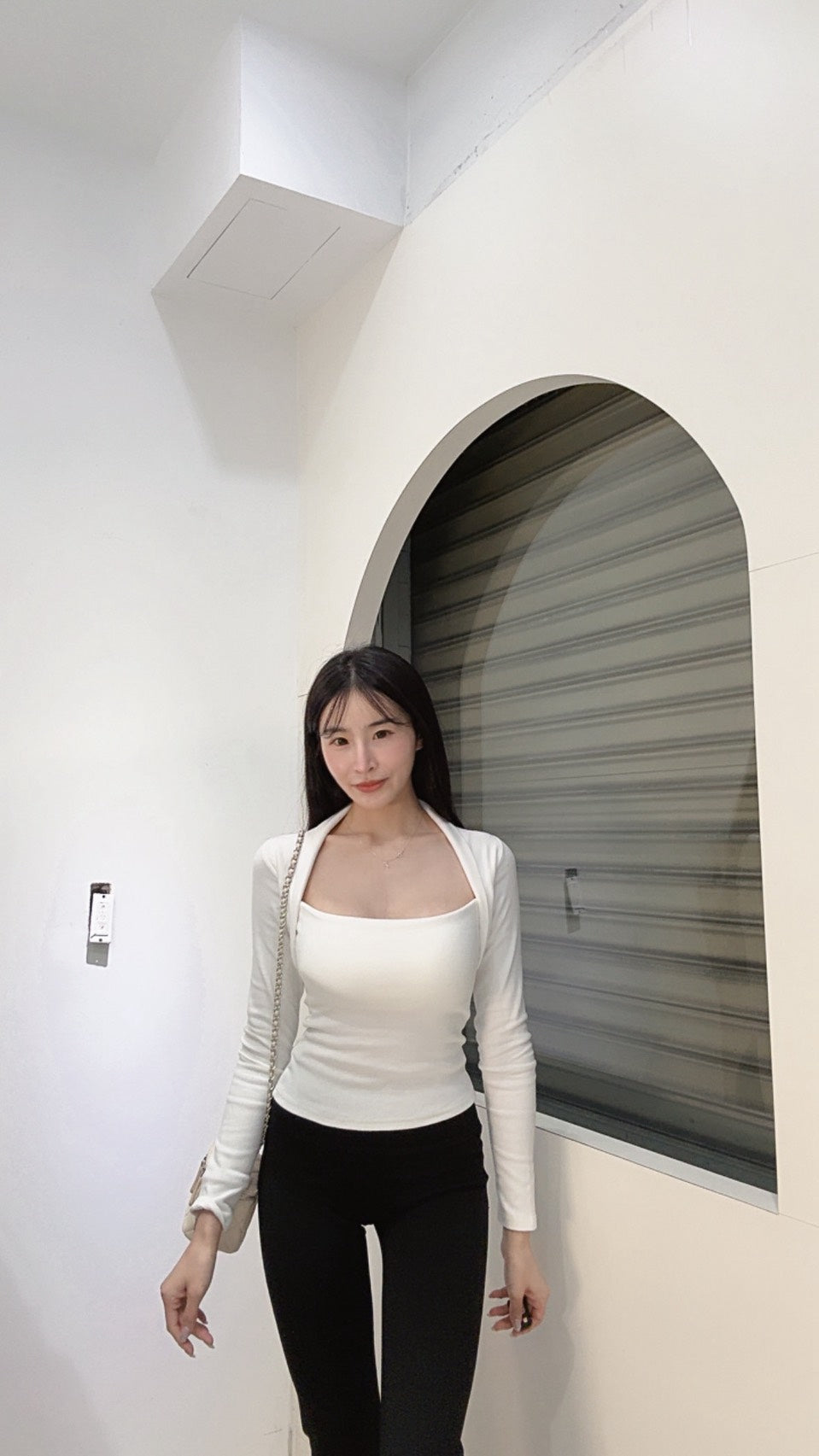 假兩件胸墊磨毛上衣