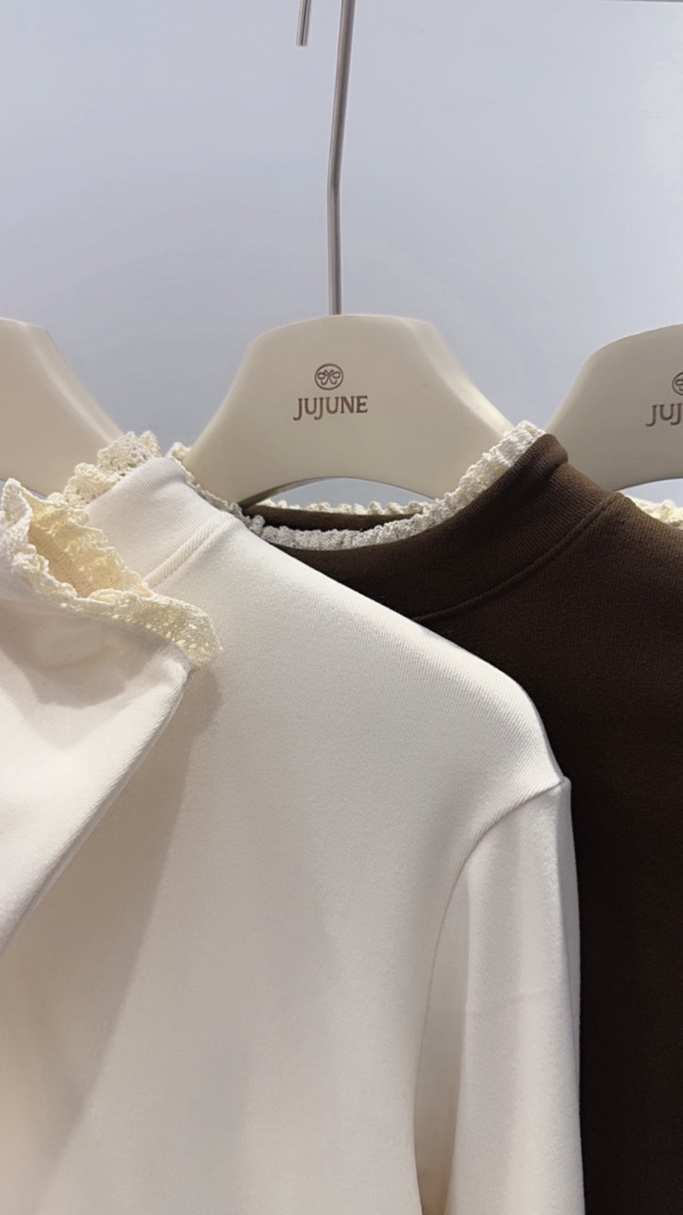 緹花滾邊磨毛上衣