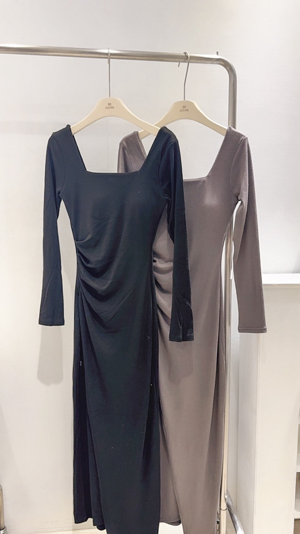 自帶胸墊方領長洋裝