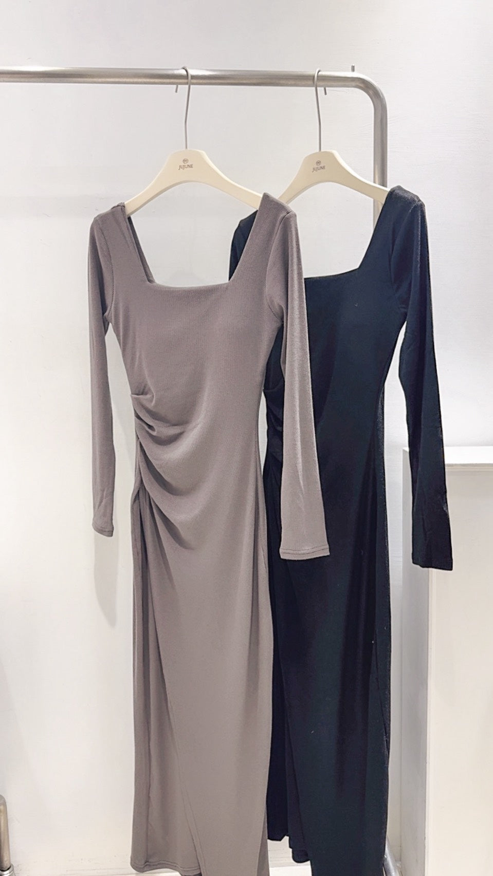 自帶胸墊方領長洋裝