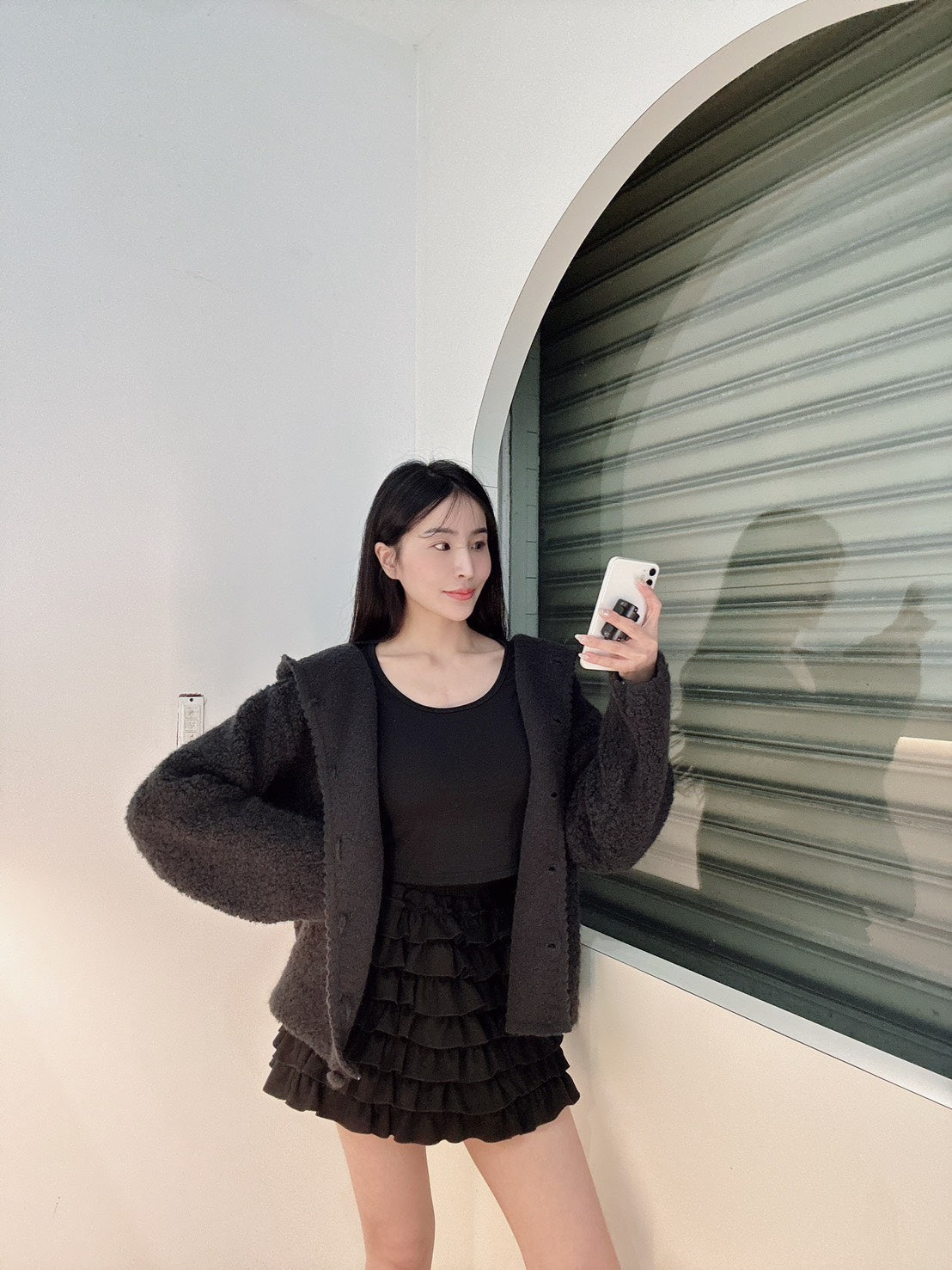 波浪滾邊羊羔毛針織外套