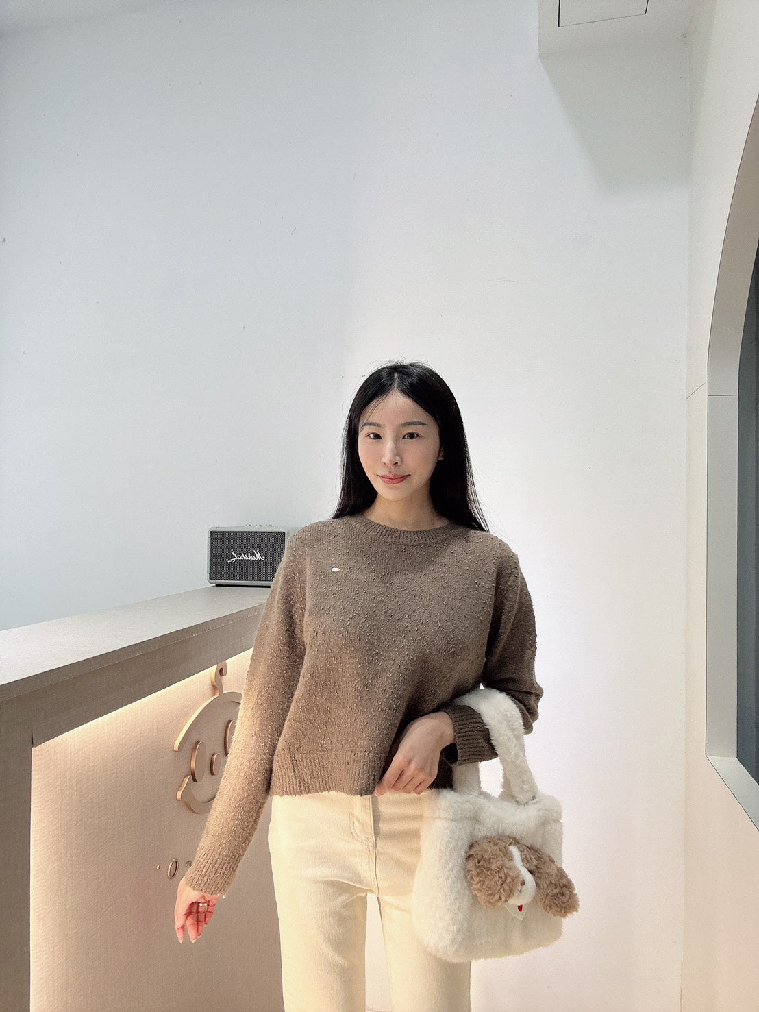 小圓標點點柔軟針織衫