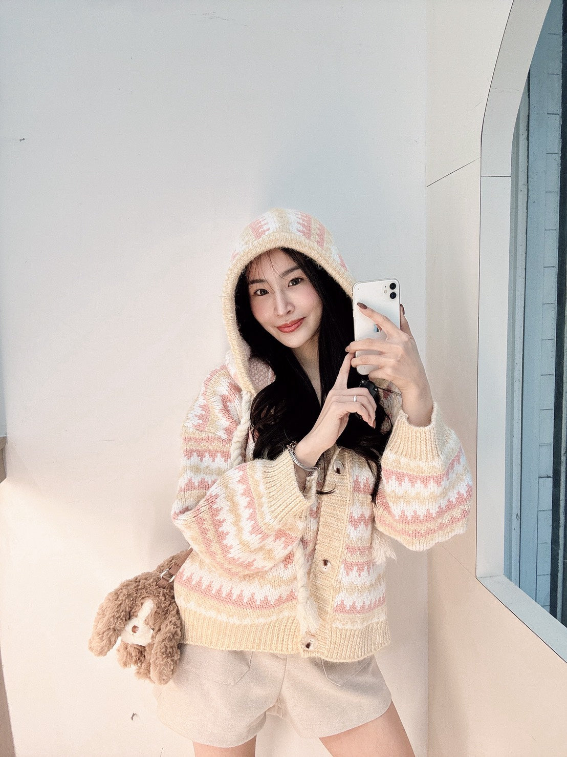 費南雪連帽厚磅針織外套