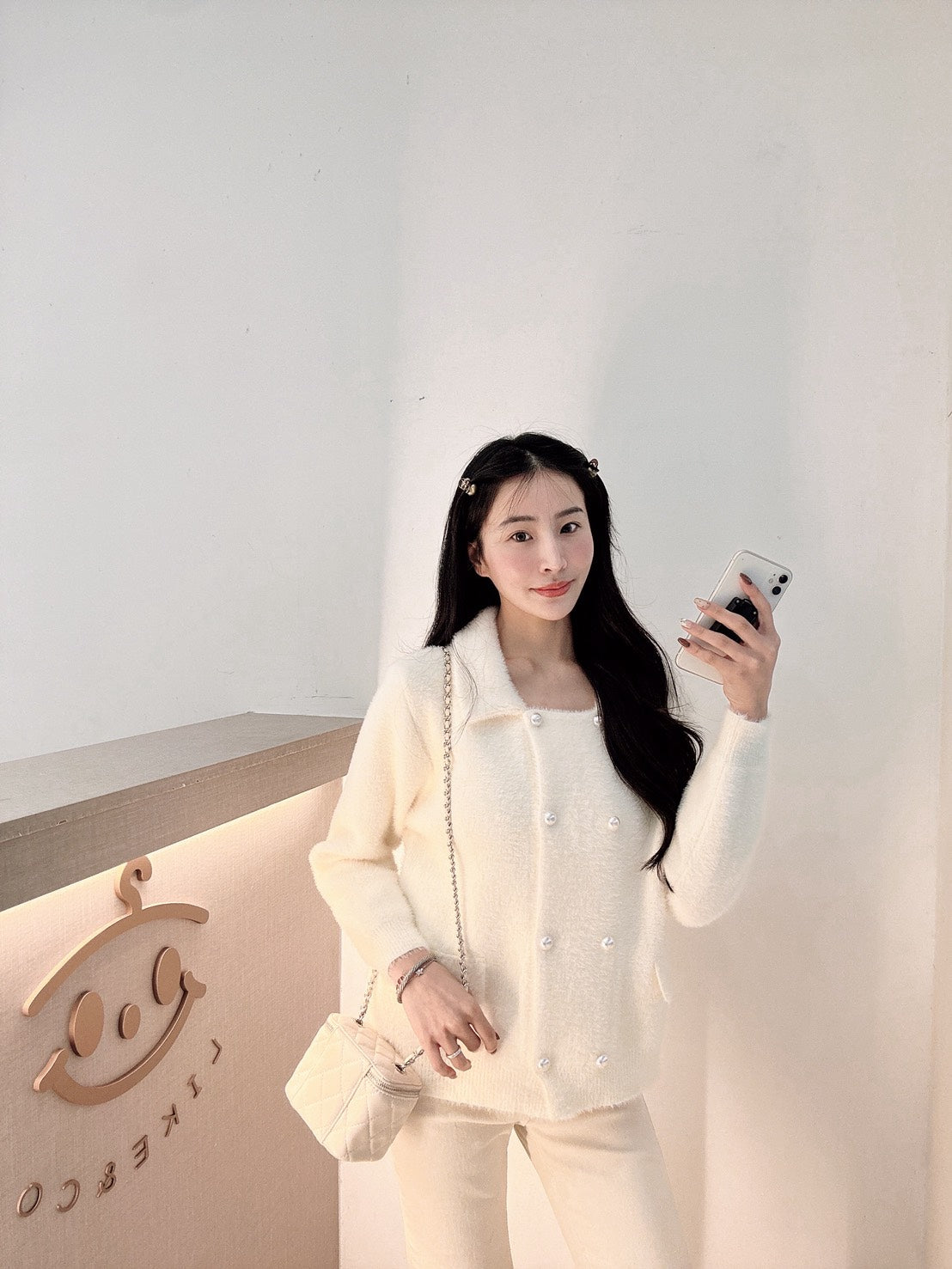 珍珠扣水貂絨外套