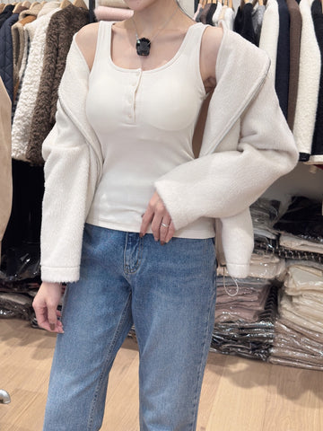 粗肩帶鴨絨胸墊背心