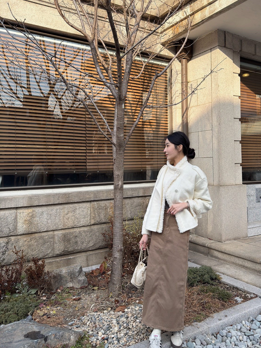 羊羔毛袖翻領手工大衣