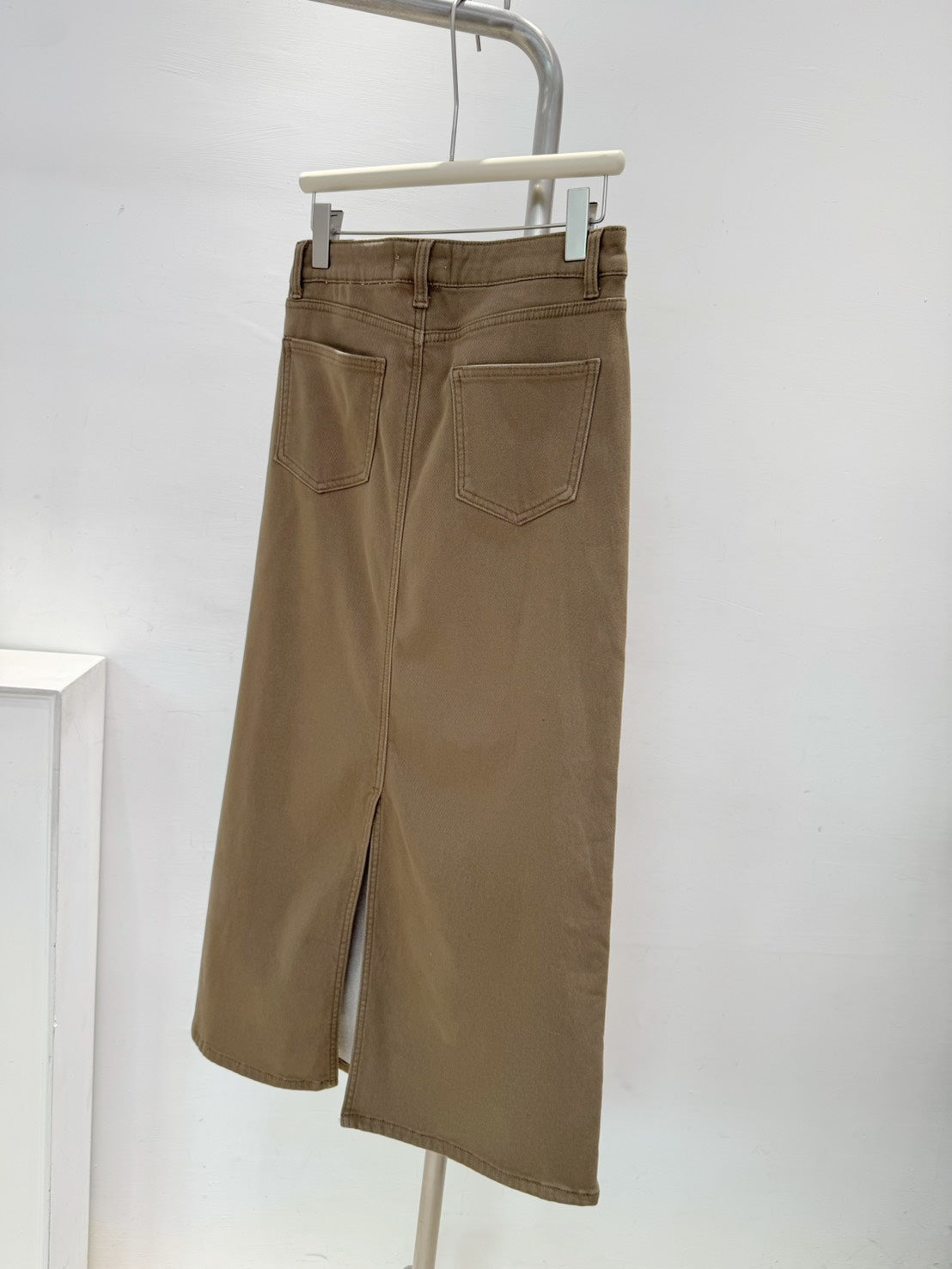 卡布奇諾刷絨開衩裙