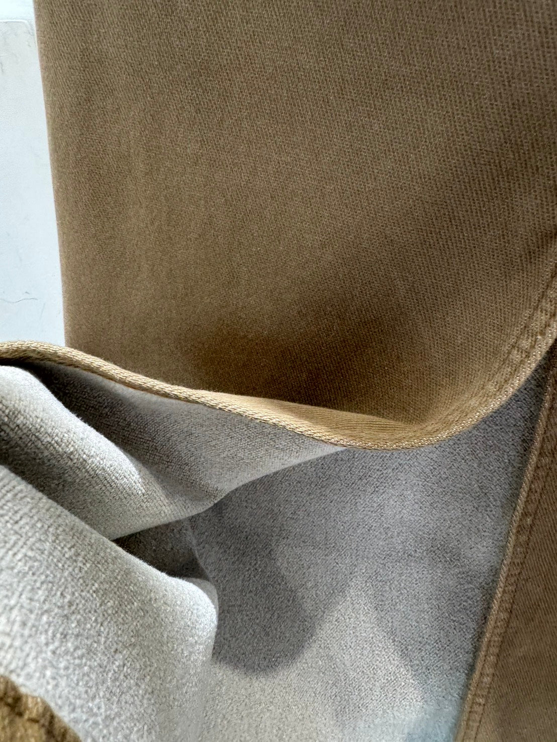 卡布奇諾刷絨開衩裙