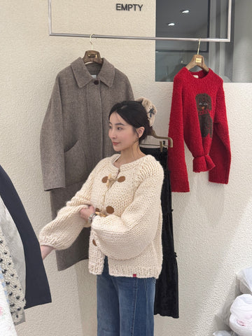 牛角扣羊毛針織外套