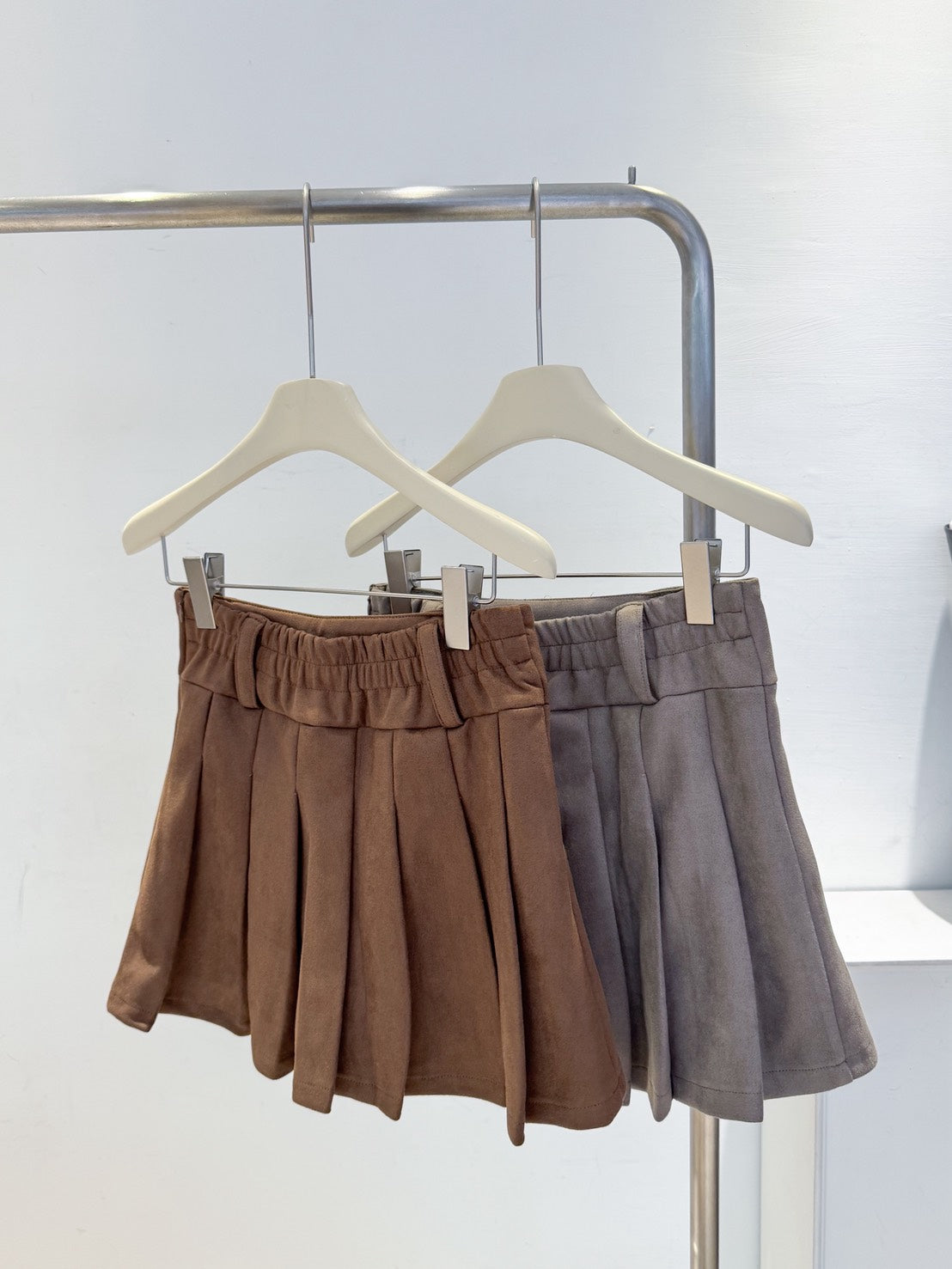 超柔軟麂皮百褶裙