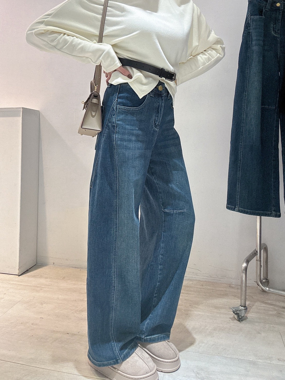 必收款 QQ刷絨彎刀牛仔褲