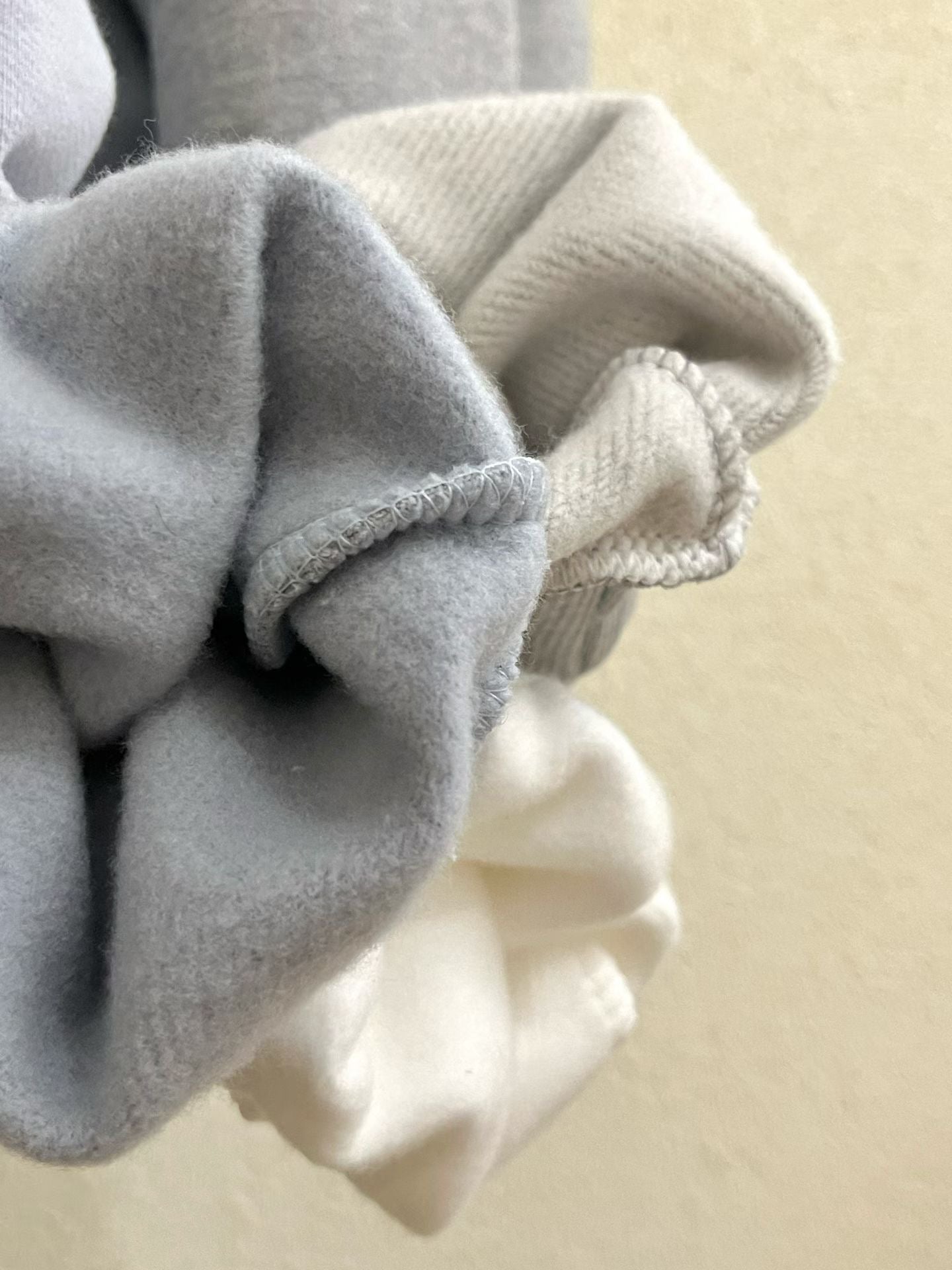 手繪狗狗刷絨衛衣